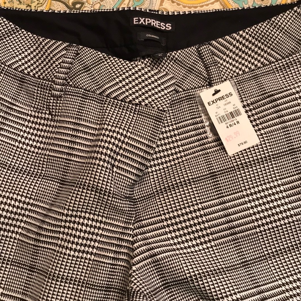 Express women’s trousers.